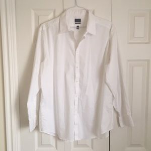ARROW snazzy white dress shirt